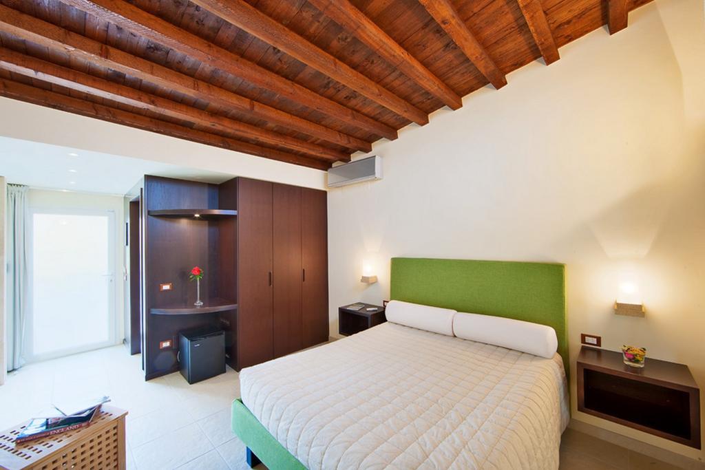 B&B Quattrostelle Cavallino di Lecce Exterior foto